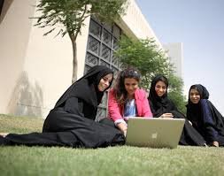 Customized essay writing help and writing services for students from Qatar